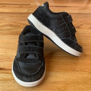 Saucony toddler 6.5 sneaker